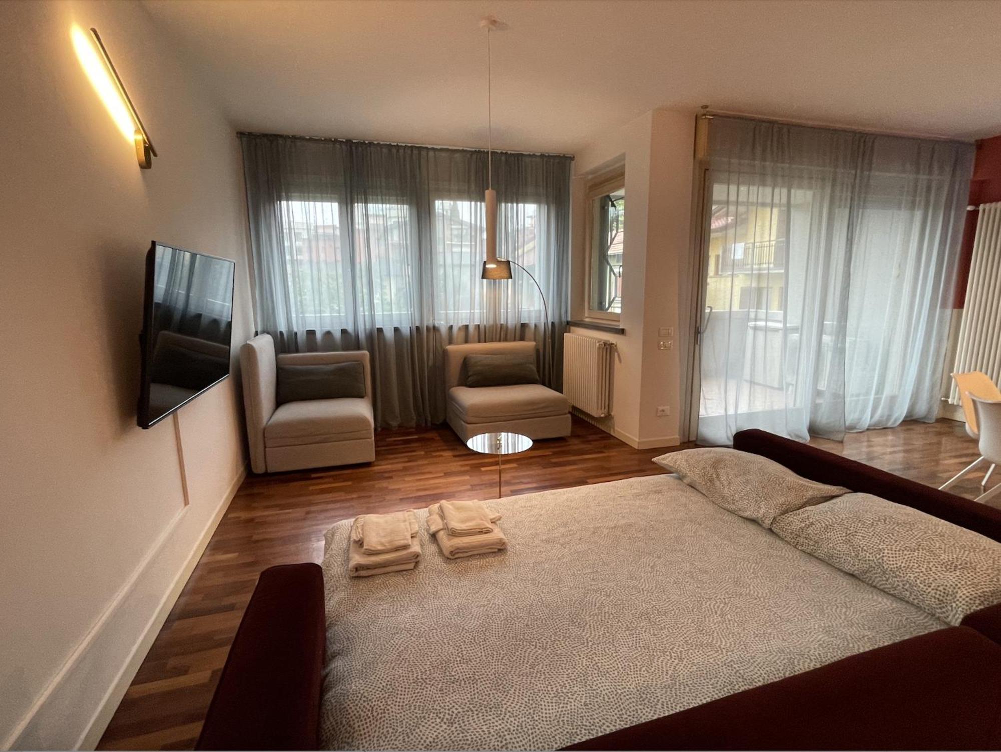 Apartament Seriate - Jacuzzi Bath- Freeparking Zewnętrze zdjęcie