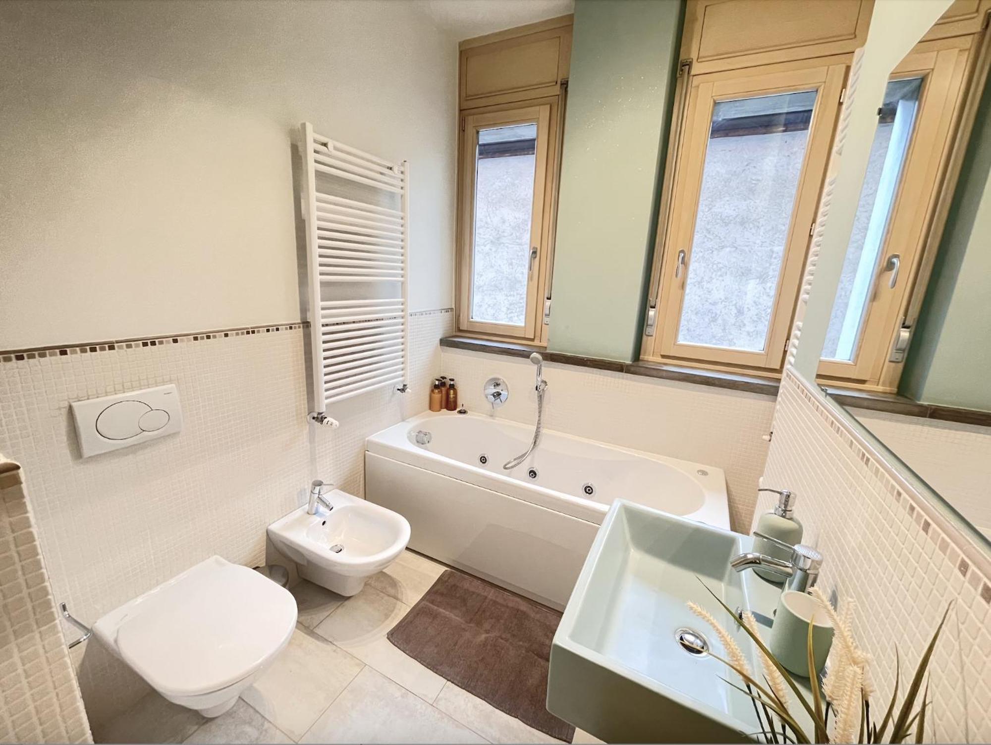 Apartament Seriate - Jacuzzi Bath- Freeparking Zewnętrze zdjęcie